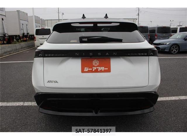 Nissan Ariya 2022-10 7782622-11