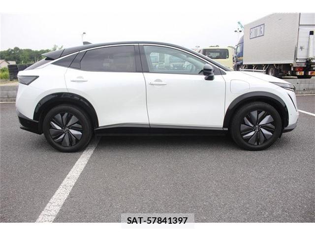 Nissan Ariya 2022-10 7782622-13