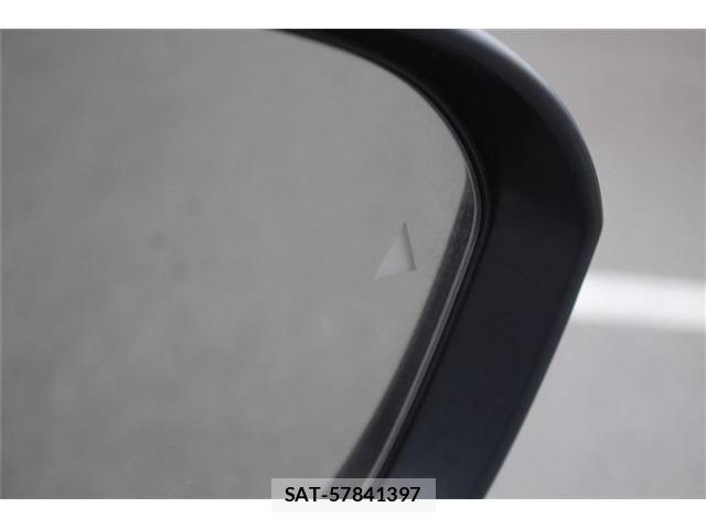 Nissan Ariya 2022-10 7782622-23