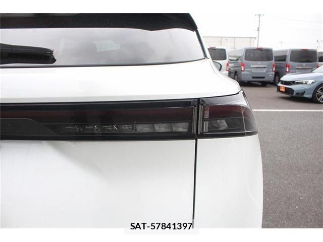 Nissan Ariya 2022-10 7782622-26