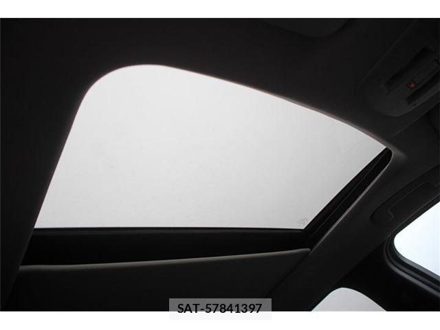 Nissan Ariya 2022-10 7782622-4