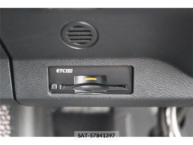 Nissan Ariya 2022-10 7782622-5