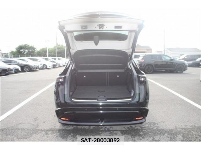 Nissan Ariya 2022-04 7875294-27