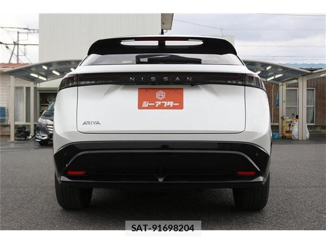 Nissan Ariya 2022-05 7960514-9