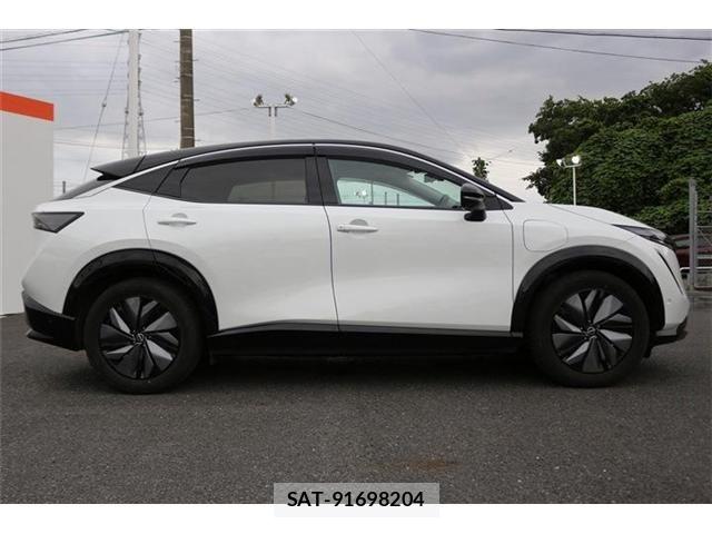 Nissan Ariya 2022-05 7960514-8