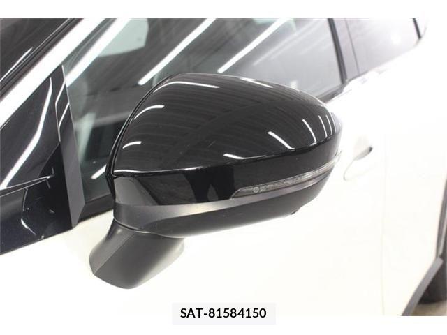 Nissan Ariya 2022-05 7960516-16