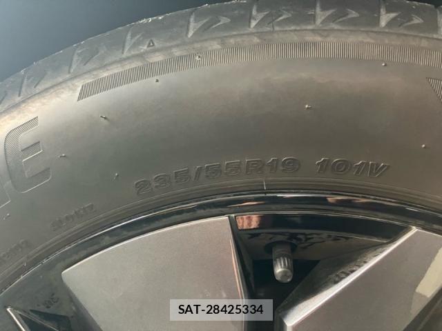 Nissan Ariya 2023-03 7960511-10