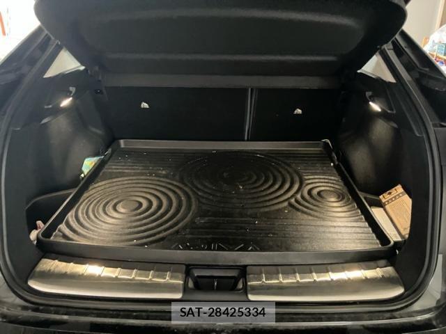 Nissan Ariya 2023-03 7960511-11