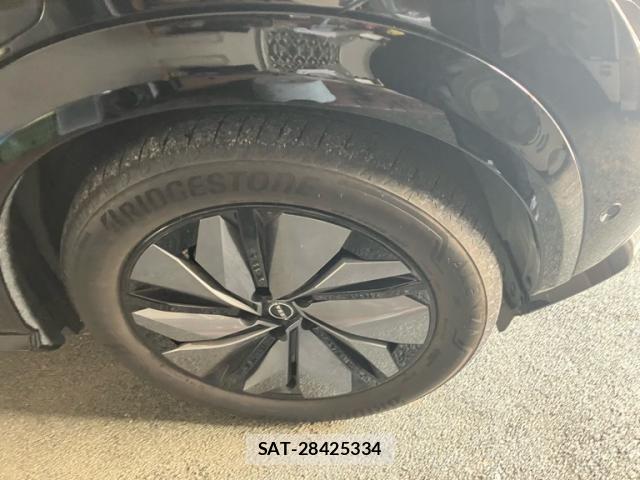 Nissan Ariya 2023-03 7960511-6