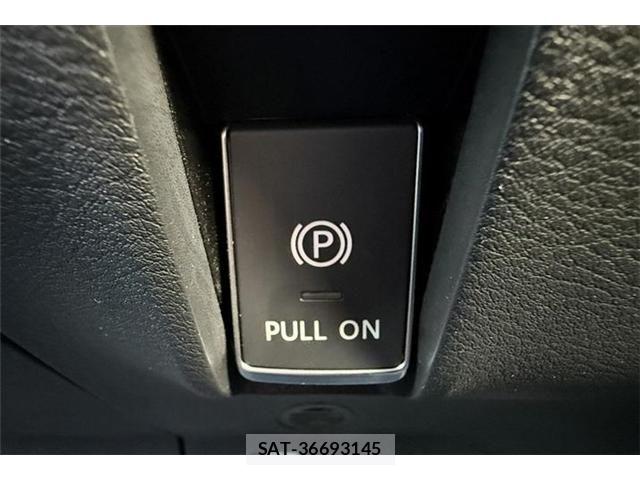 Nissan Ariya 2022-06 7978514-5