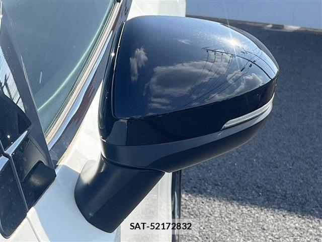 Nissan Ariya 2022-05 7978511-29
