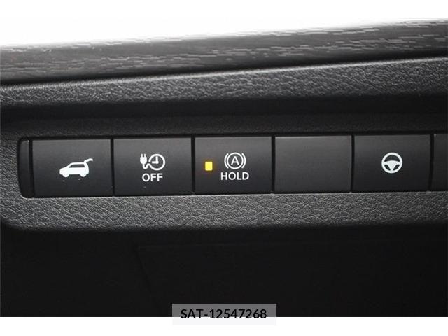 Nissan Ariya 2022-06 8034429-26