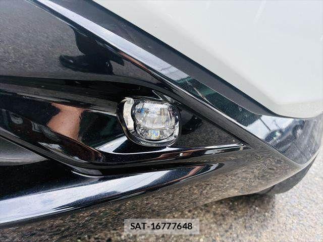 Nissan Ariya 2022-05 8098018-24
