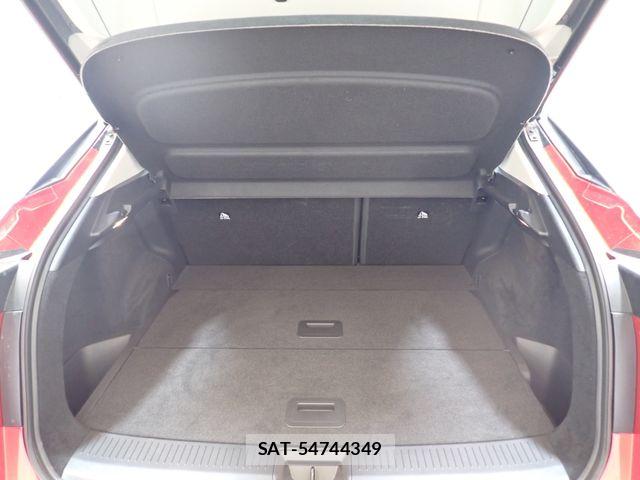 Nissan Ariya 2022-07 8157955-24