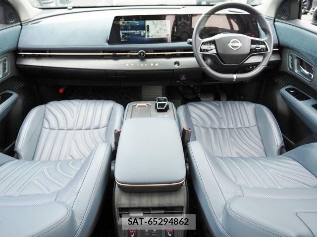 Nissan Ariya 2023-08 8206318-9