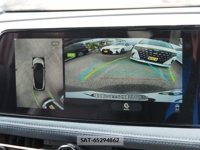Nissan Ariya 2023-08 8206318-18