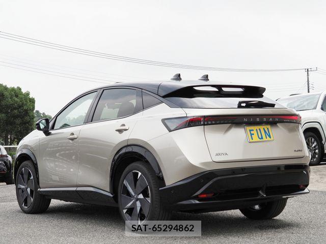 Nissan Ariya 2023-08 8206318-5