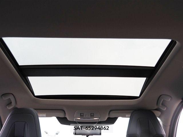 Nissan Ariya 2023-08 8206318-8
