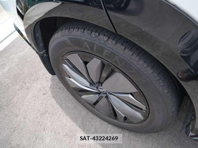 Nissan Ariya 2022-06 8206326-9
