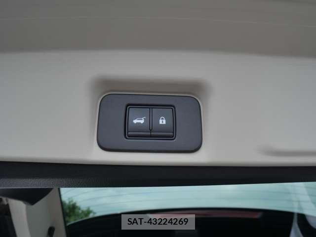 Nissan Ariya 2022-06 8206326-26