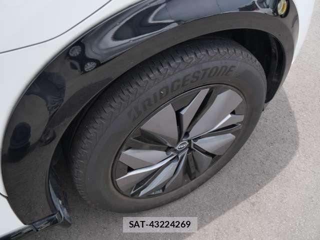 Nissan Ariya 2022-06 8206326-8