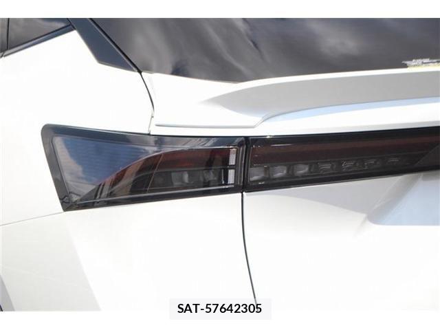 Nissan Ariya 2024-10 8334851-27