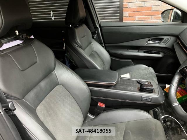 Nissan Ariya 2022-05 8334855-12