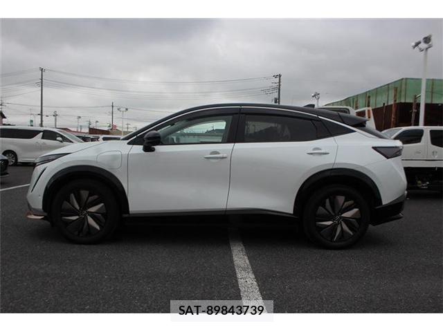 Nissan Ariya 2023-10 8334854-10