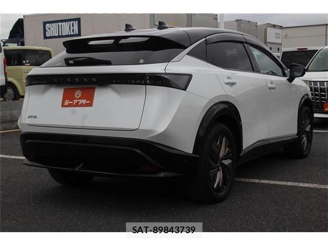 Nissan Ariya 2023-10 8334854-13