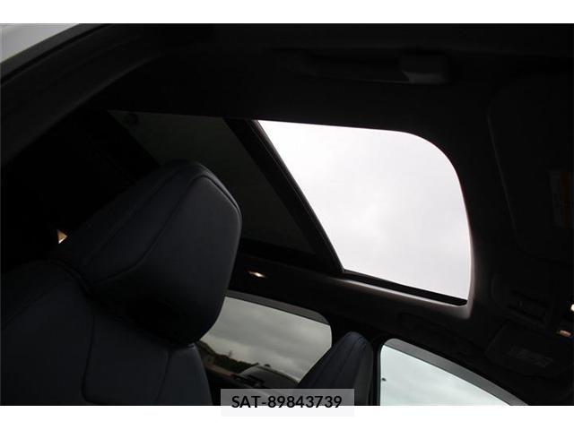 Nissan Ariya 2023-10 8334854-1