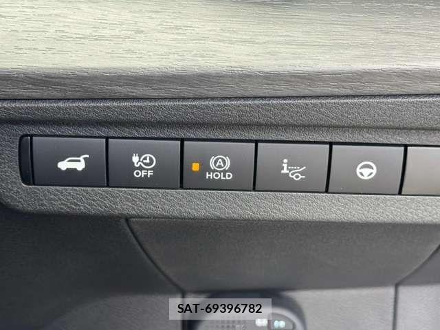 Nissan Ariya 2023-04 8364769-15