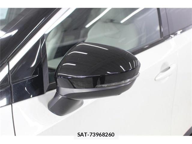 Nissan Ariya 2022-05 8364768-16