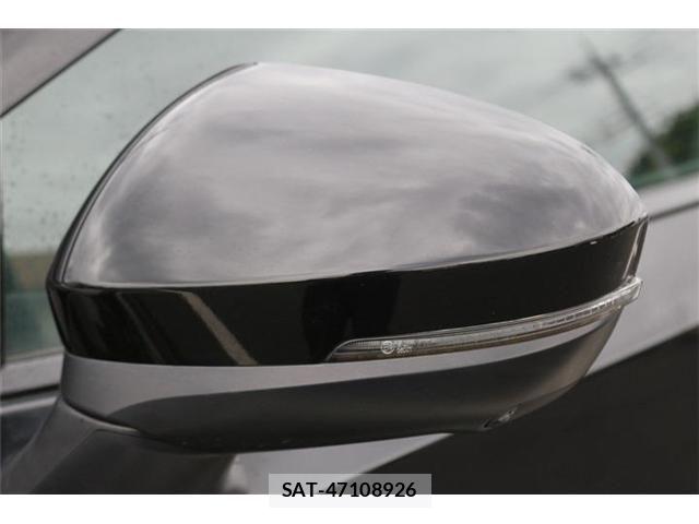 Nissan Ariya 2022-07 8371436-28