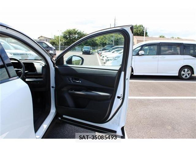 Nissan Ariya 2022-05 8457041-21
