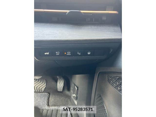 Nissan Ariya 2023-03 8625829-17