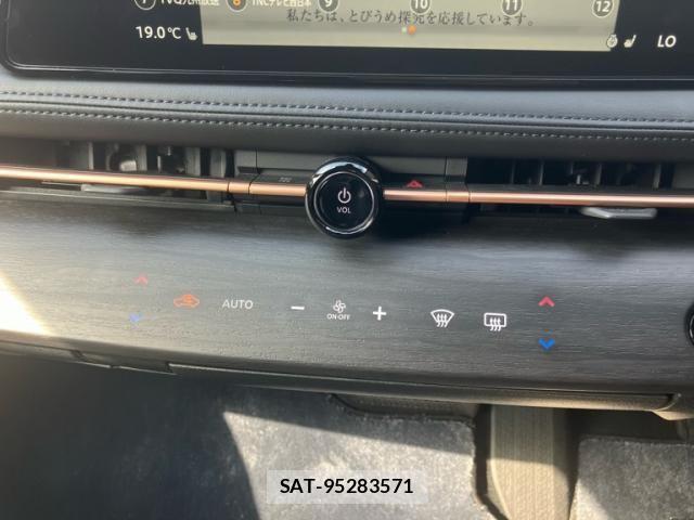 Nissan Ariya 2023-03 8625829-22