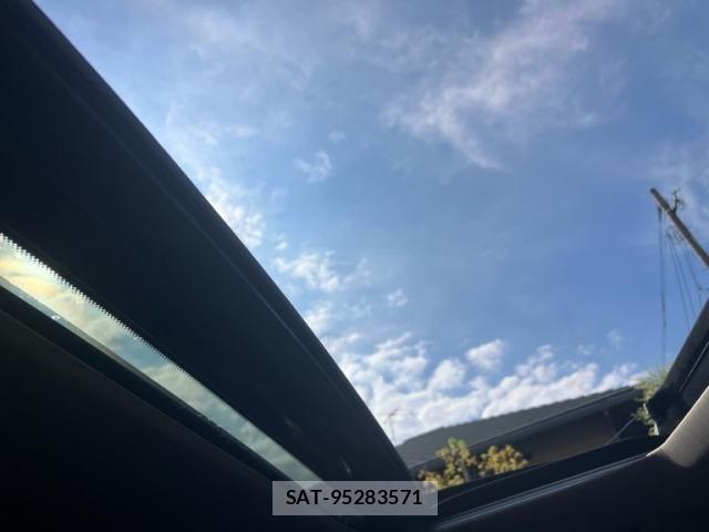 Nissan Ariya 2023-03 8625829-26