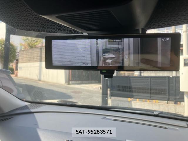 Nissan Ariya 2023-03 8625829-27