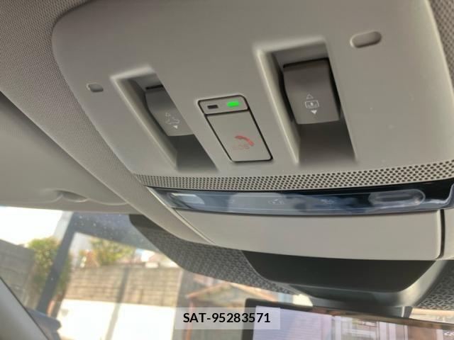 Nissan Ariya 2023-03 8625829-28