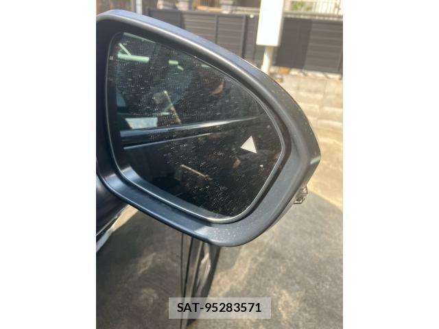 Nissan Ariya 2023-03 8625829-29