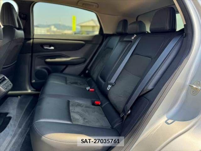 Nissan Ariya 2022-05 8685175-17