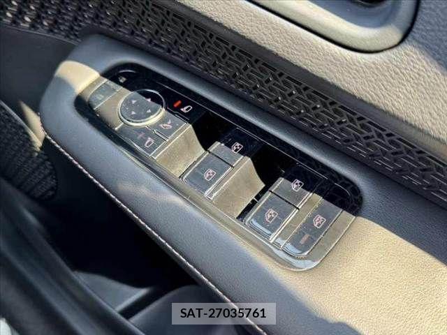 Nissan Ariya 2022-05 8685175-27