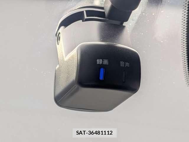 Nissan Ariya 2022-12 8740481-21