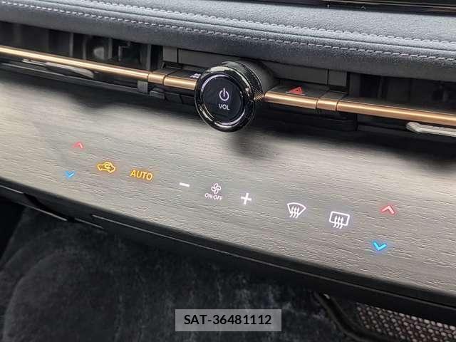 Nissan Ariya 2022-12 8740481-24