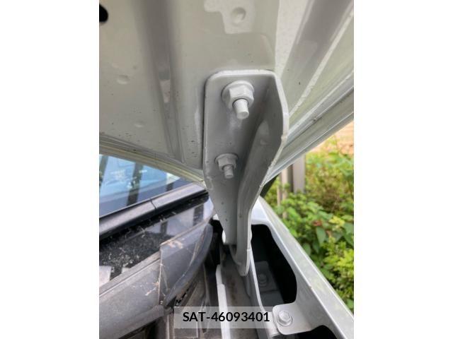 Nissan Ariya 2022-03 8795276-7