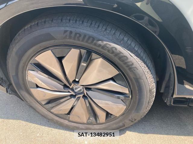 Nissan Ariya 2022-03 8827868-8