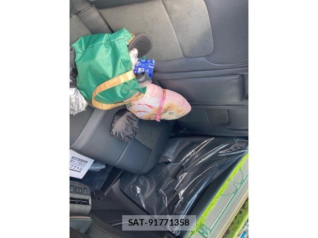 Nissan Ariya 2022-05 8827867-11