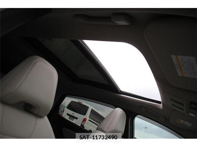 Nissan Ariya 2022-04 8848244-3
