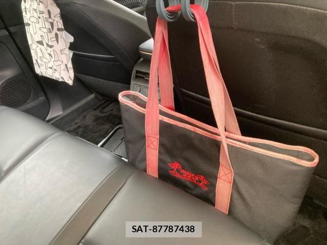 Nissan Ariya 2022-07 8883304-13