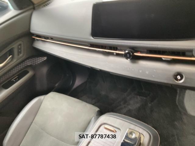 Nissan Ariya 2022-07 8883304-18